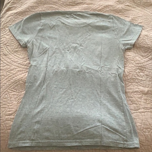 NWOT Hunger Games T-Shirt - Picture 3 of 3